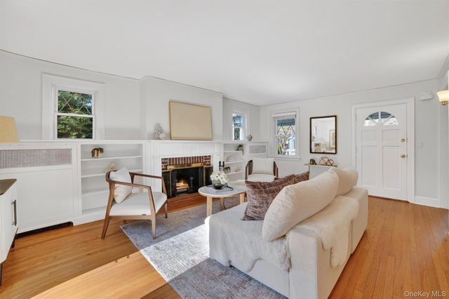 404 Bronxville Road, Bronxville, NY 10708