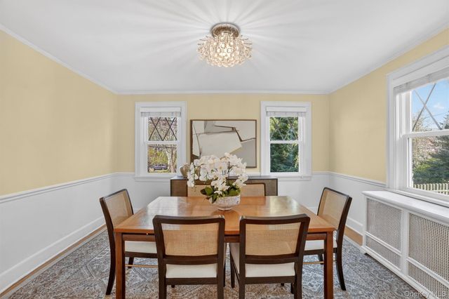 404 Bronxville Road, Bronxville, NY 10708