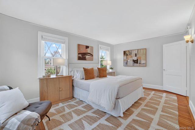 404 Bronxville Road, Bronxville, NY 10708