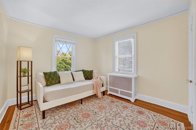 404 Bronxville Road, Bronxville, NY 10708