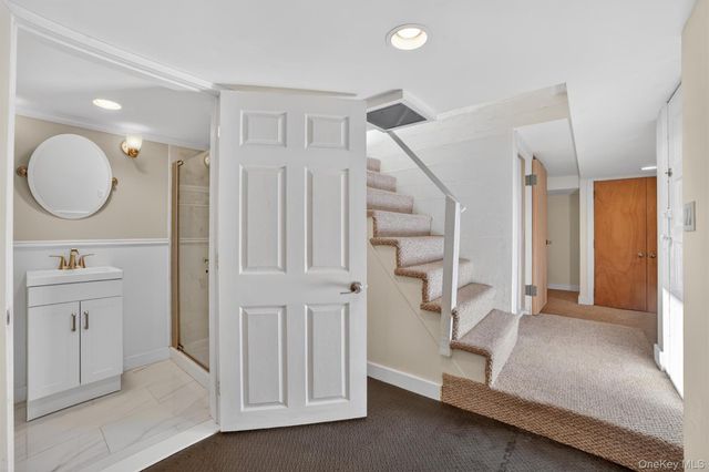404 Bronxville Road, Bronxville, NY 10708