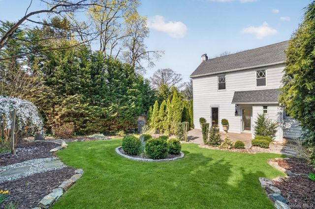 404 Bronxville Road, Bronxville, NY 10708