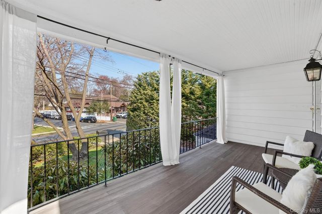 404 Bronxville Road, Bronxville, NY 10708