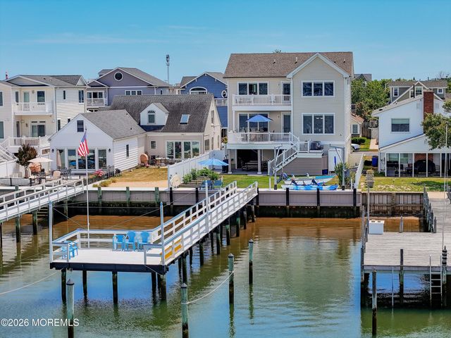 23 Niblick Street, Point Pleasant Beach, NJ 08742