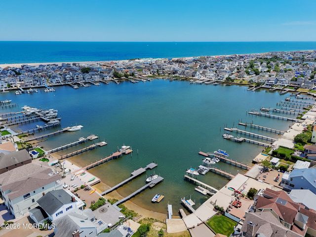 23 Niblick Street, Point Pleasant Beach, NJ 08742