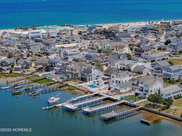 23 Niblick Street, Point Pleasant Beach, NJ 08742