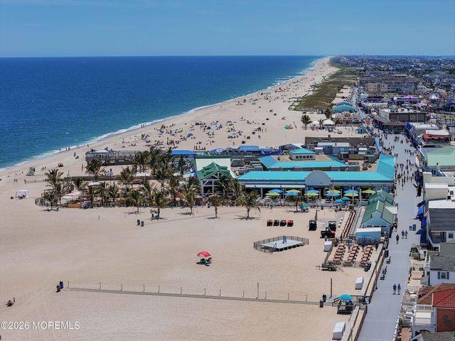 23 Niblick Street, Point Pleasant Beach, NJ 08742