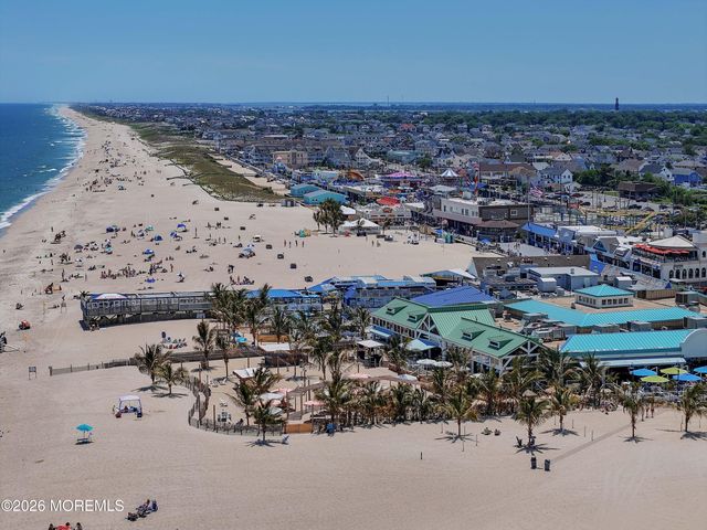 23 Niblick Street, Point Pleasant Beach, NJ 08742