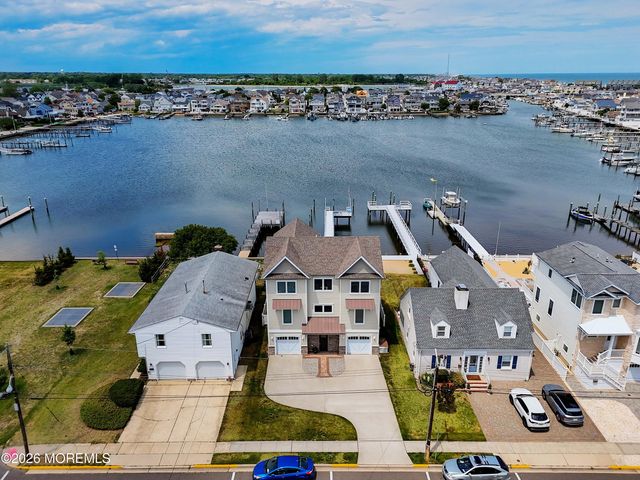 23 Niblick Street, Point Pleasant Beach, NJ 08742