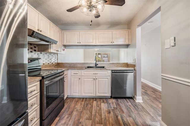 364 GLOUCESTER STREET, Safety Harbor, FL 34695