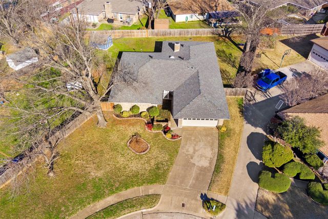 805 Cove Hollow, Irving, TX 75060