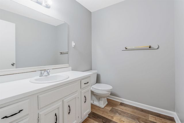 615 & 617 Brierly Dr, Sherwood, AR 72120