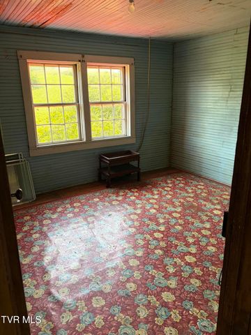 901 Ball Field Road, Gate City, VA 24251