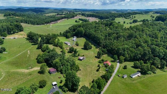 901 Ball Field Road, Gate City, VA 24251