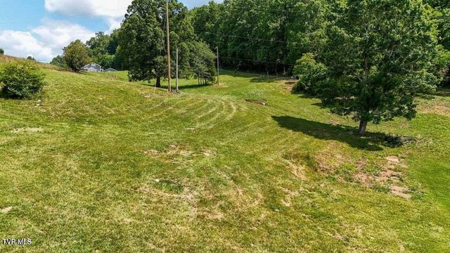 901 Ball Field Road, Gate City, VA 24251