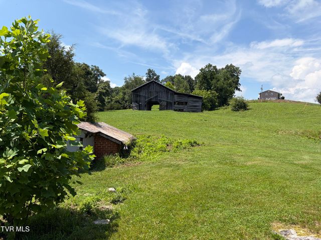 901 Ball Field Road, Gate City, VA 24251
