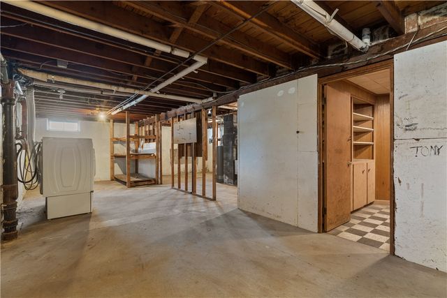 89 Marlow Street, Cranston, RI 02920