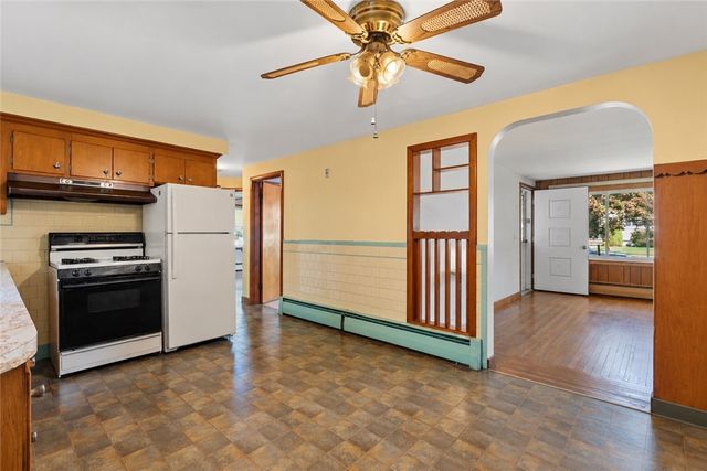 89 Marlow Street, Cranston, RI 02920