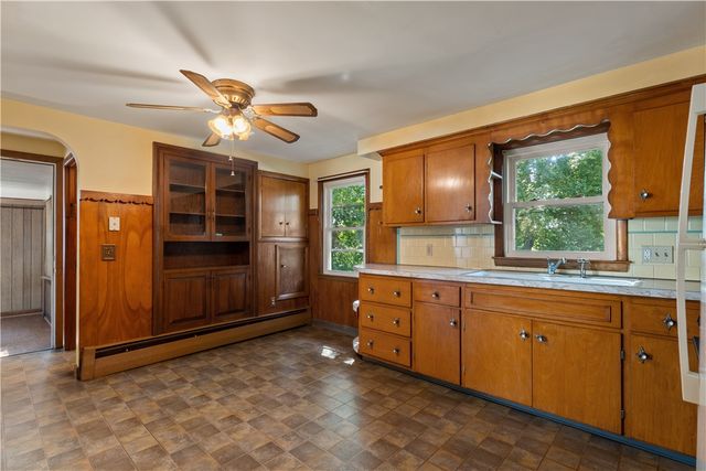 89 Marlow Street, Cranston, RI 02920