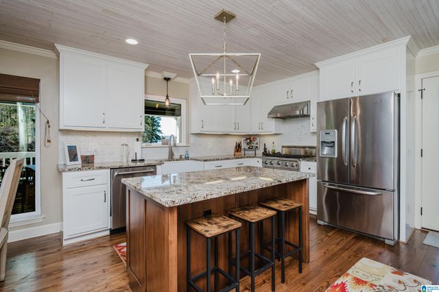 211 KEWANEE LANE, Talladega, AL 35160