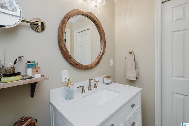 211 KEWANEE LANE, Talladega, AL 35160