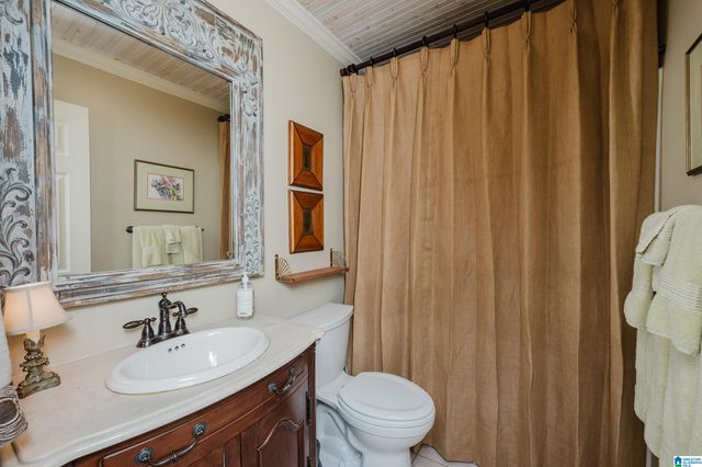 211 KEWANEE LANE, Talladega, AL 35160