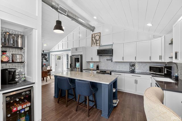 50938 N Shore Drive, Elkhart, IN 46514