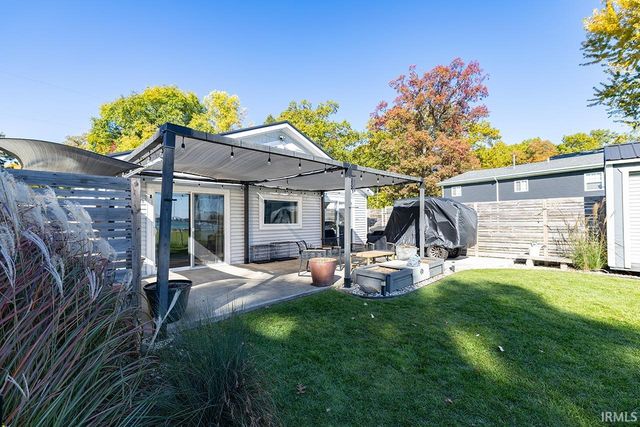 50938 N Shore Drive, Elkhart, IN 46514