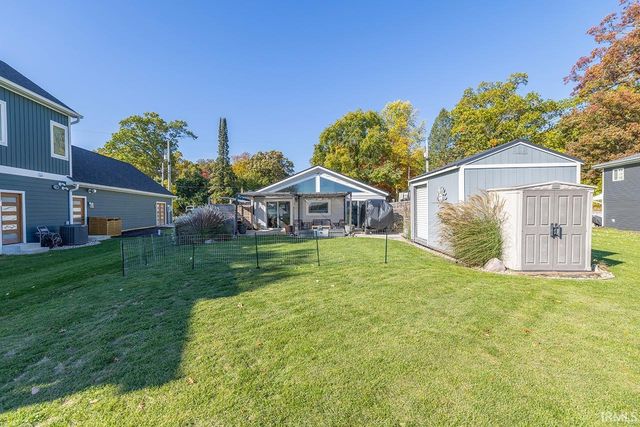 50938 N Shore Drive, Elkhart, IN 46514