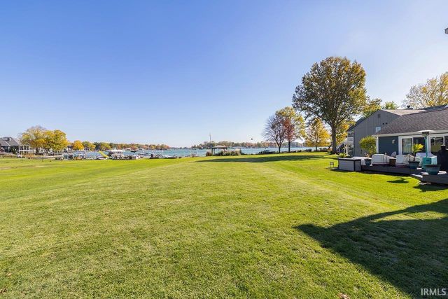 50938 N Shore Drive, Elkhart, IN 46514