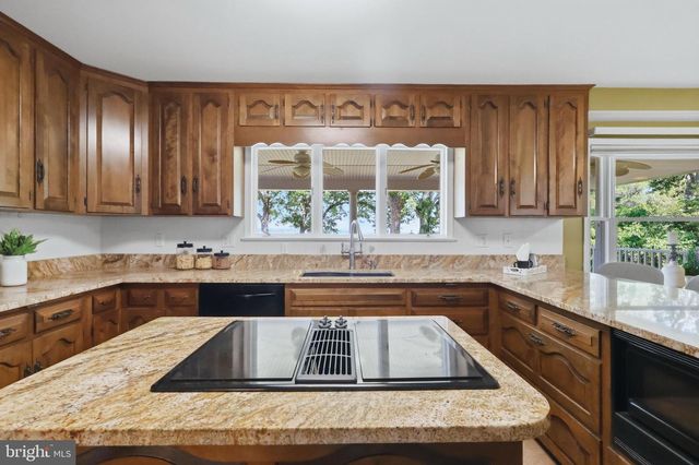 23500 RIVER RD, Lexington Park, MD 20653