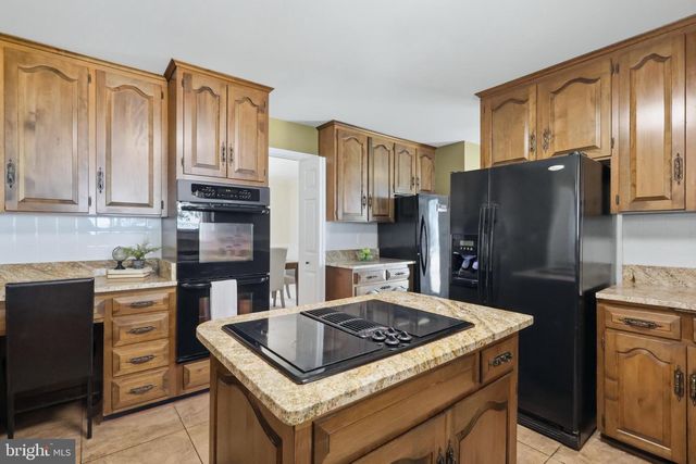 23500 RIVER RD, Lexington Park, MD 20653