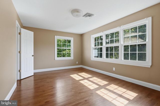 23500 RIVER RD, Lexington Park, MD 20653