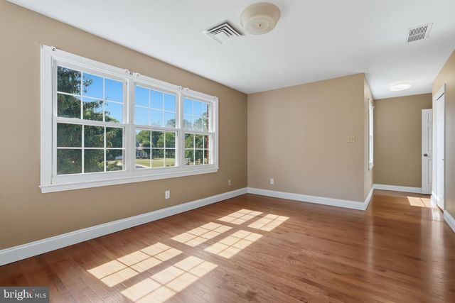 23500 RIVER RD, Lexington Park, MD 20653