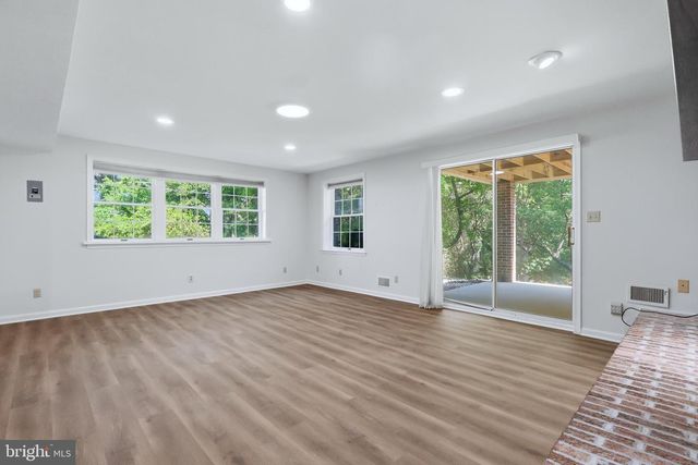 23500 RIVER RD, Lexington Park, MD 20653