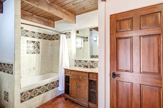 373 Bosque Acres Road, Corrales, NM 87048