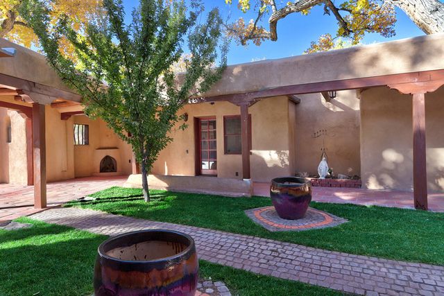 373 Bosque Acres Road, Corrales, NM 87048