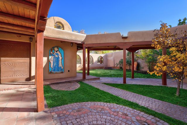 373 Bosque Acres Road, Corrales, NM 87048