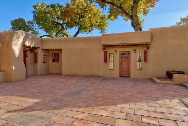 373 Bosque Acres Road, Corrales, NM 87048