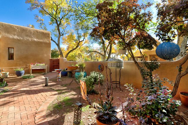 373 Bosque Acres Road, Corrales, NM 87048