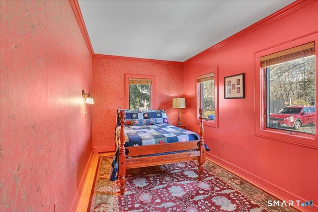 7 Point Comfort, Waterford, CT 06385