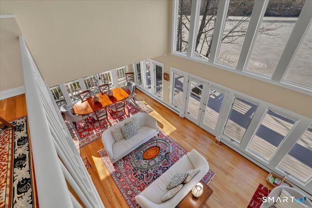 7 Point Comfort, Waterford, CT 06385