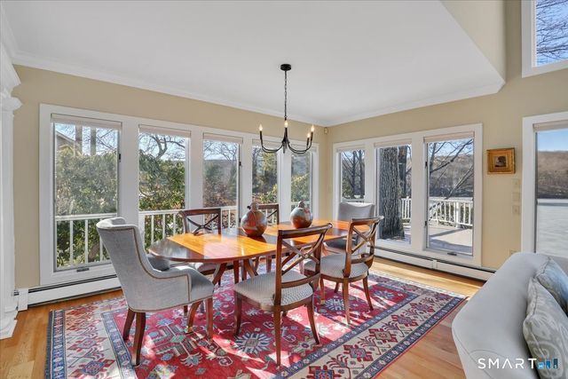 7 Point Comfort, Waterford, CT 06385