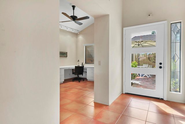 326 Appaloosa Way, Palm Desert, CA 92211