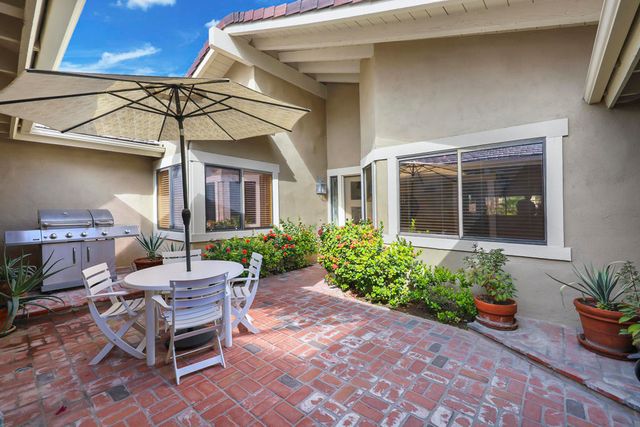 326 Appaloosa Way, Palm Desert, CA 92211