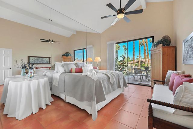 326 Appaloosa Way, Palm Desert, CA 92211