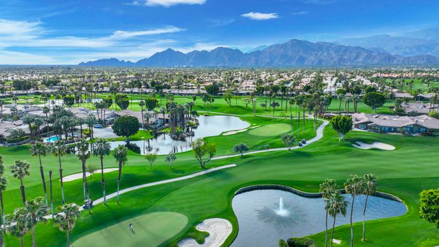 326 Appaloosa Way, Palm Desert, CA 92211