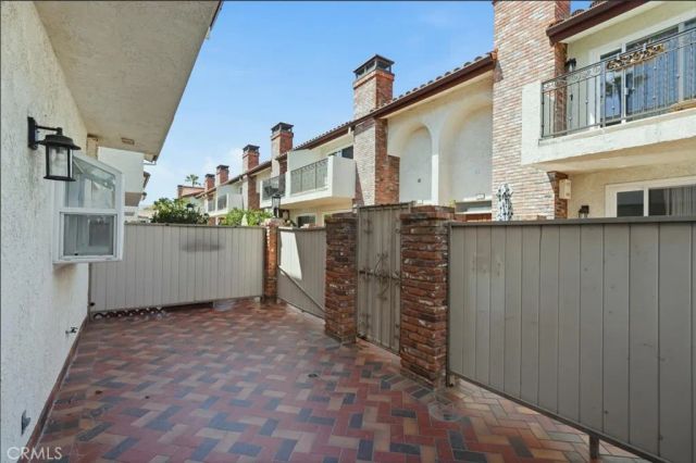 1207 S Catalina Avenue, Redondo Beach, CA 90277