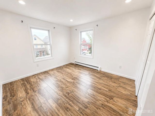 39 Union Street, Carteret, NJ 07008