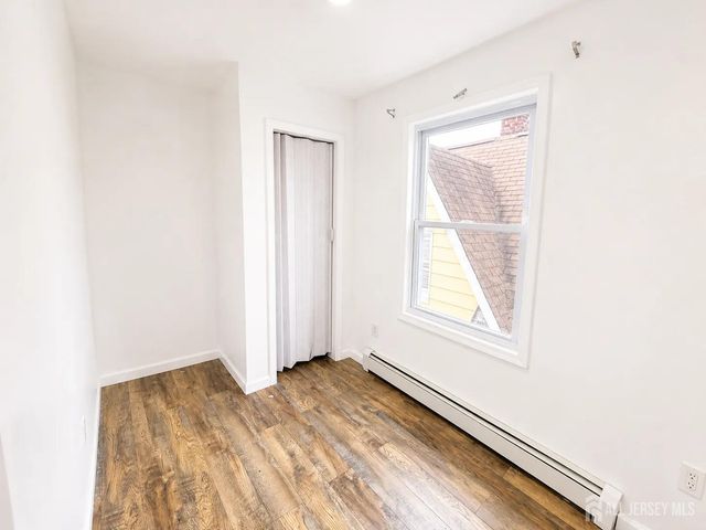 39 Union Street, Carteret, NJ 07008